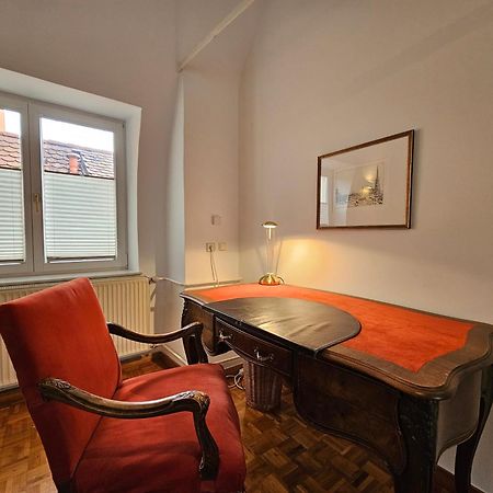 Charming Apartment Laura Tour As Ljubljana By Town Hall Экстерьер фото