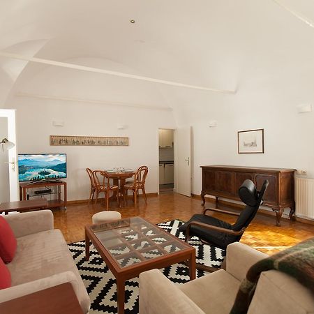 Charming Apartment Laura Tour As Ljubljana By Town Hall Экстерьер фото